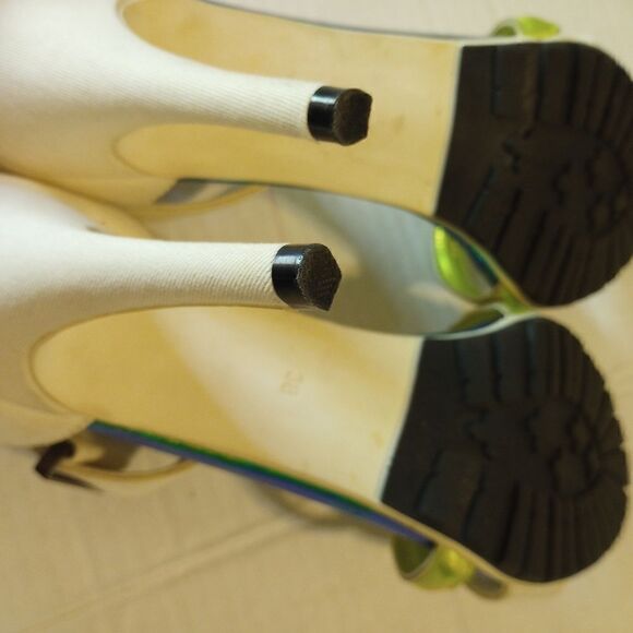 - H&M white mermaid high heels with ankle buckle - Picture 11 of 11